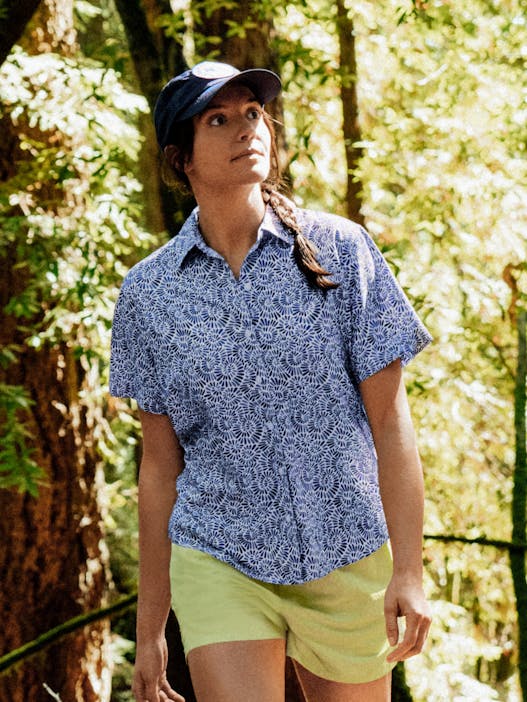 Women's AirExchange Perforated Short-Sleeve Pattern Shirt