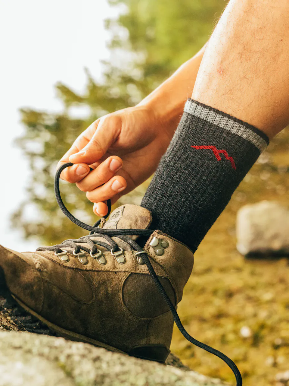 Hiker Boot Midweight with Cushion-Darn Tough Black