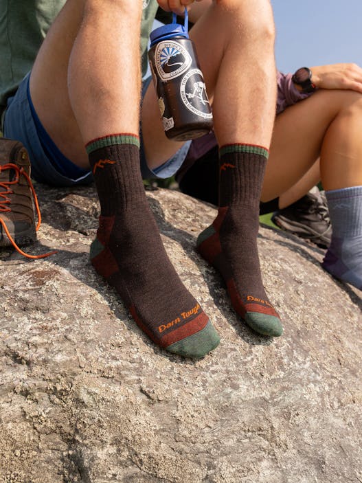 Darn Tough Men's Hiker Micro Crew Midweight Hiking Socks