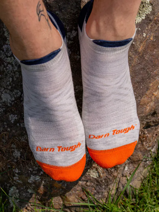 Men's Run No Show Tab Ultra-Lightweight with Cushion Running Socks