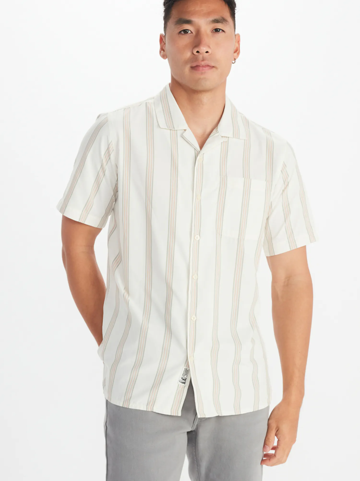 Marmot Men's Muir Camp Novelty Short-Sleeve Shirt in Papyrus