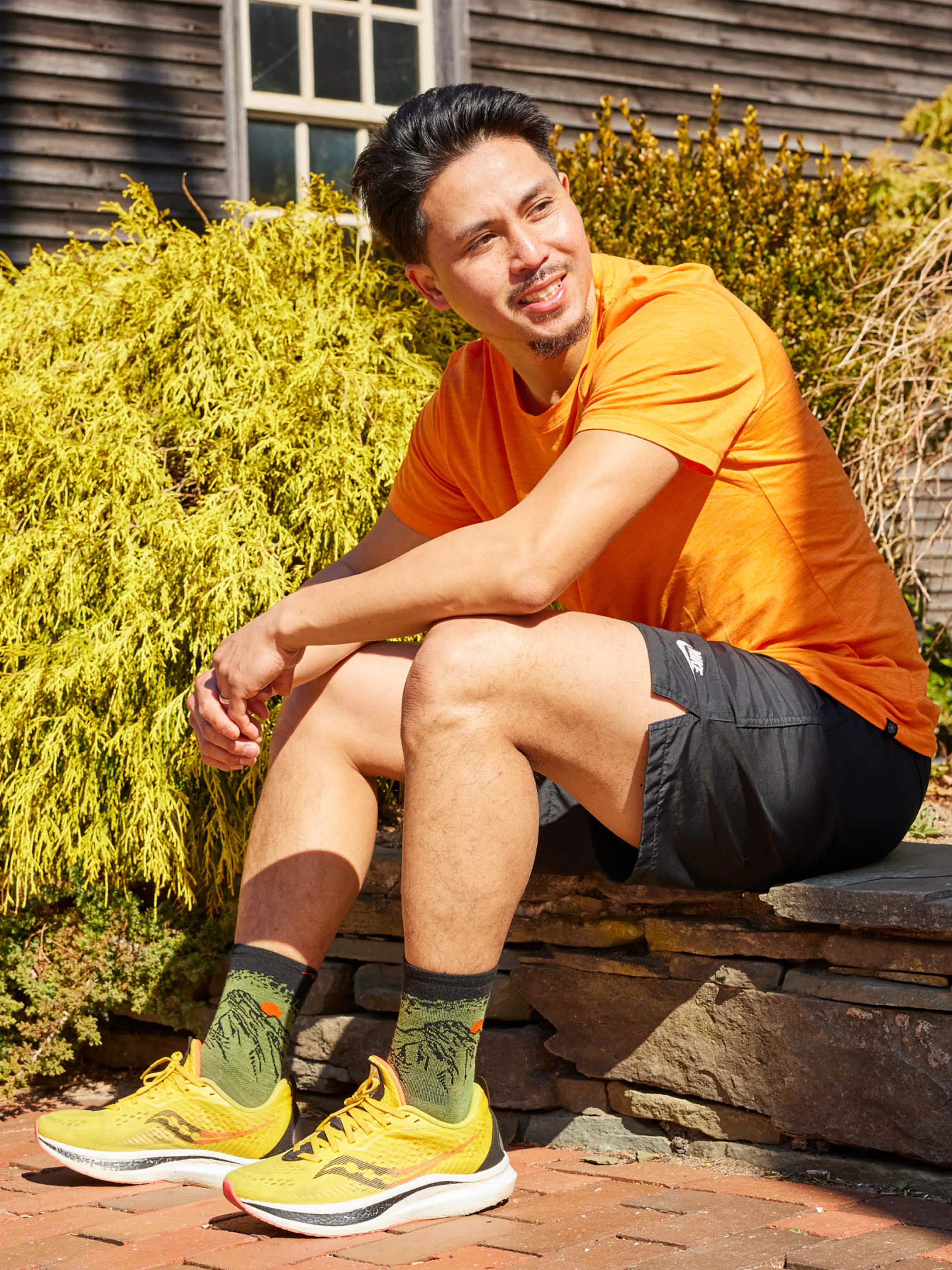 Men's Vert Micro Crew Ultra-Lightweight with Cushion Running Socks