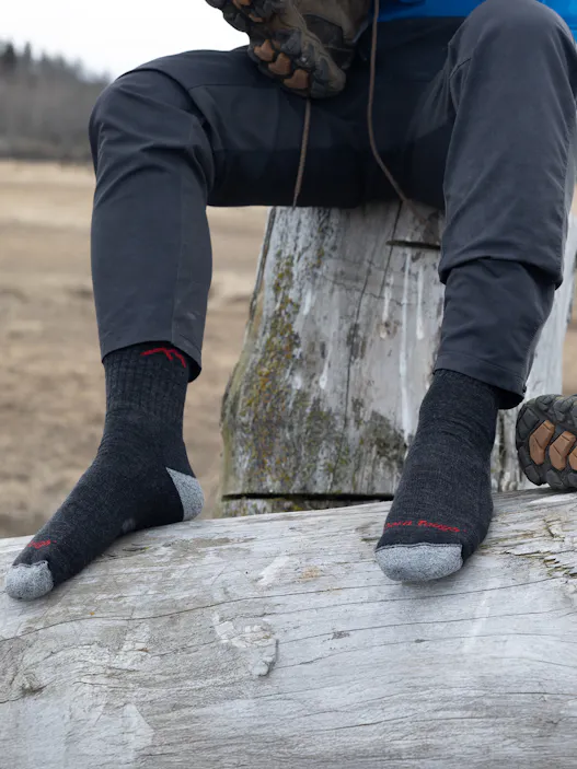 Darn Tough Men's Hiker Micro Crew Midweight Hiking Socks