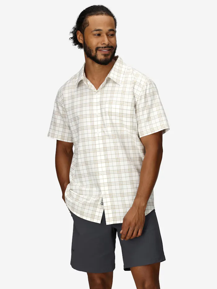 Men's AirExchange Perforated Short-Sleeve Pattern Shirt