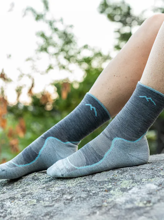 Darn Tough Women's Light Hiker Micro Crew Lightweight Hiking Socks